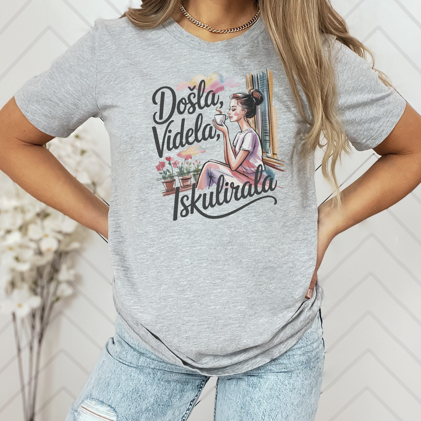 Iskulirala majica