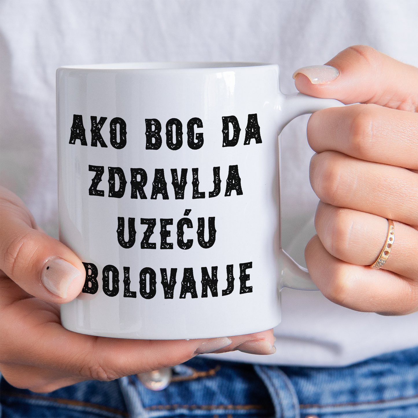 Uzeću bolovanje šoljica