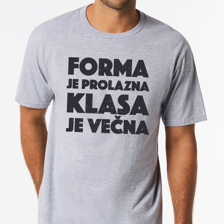 Forma je prolazna majica