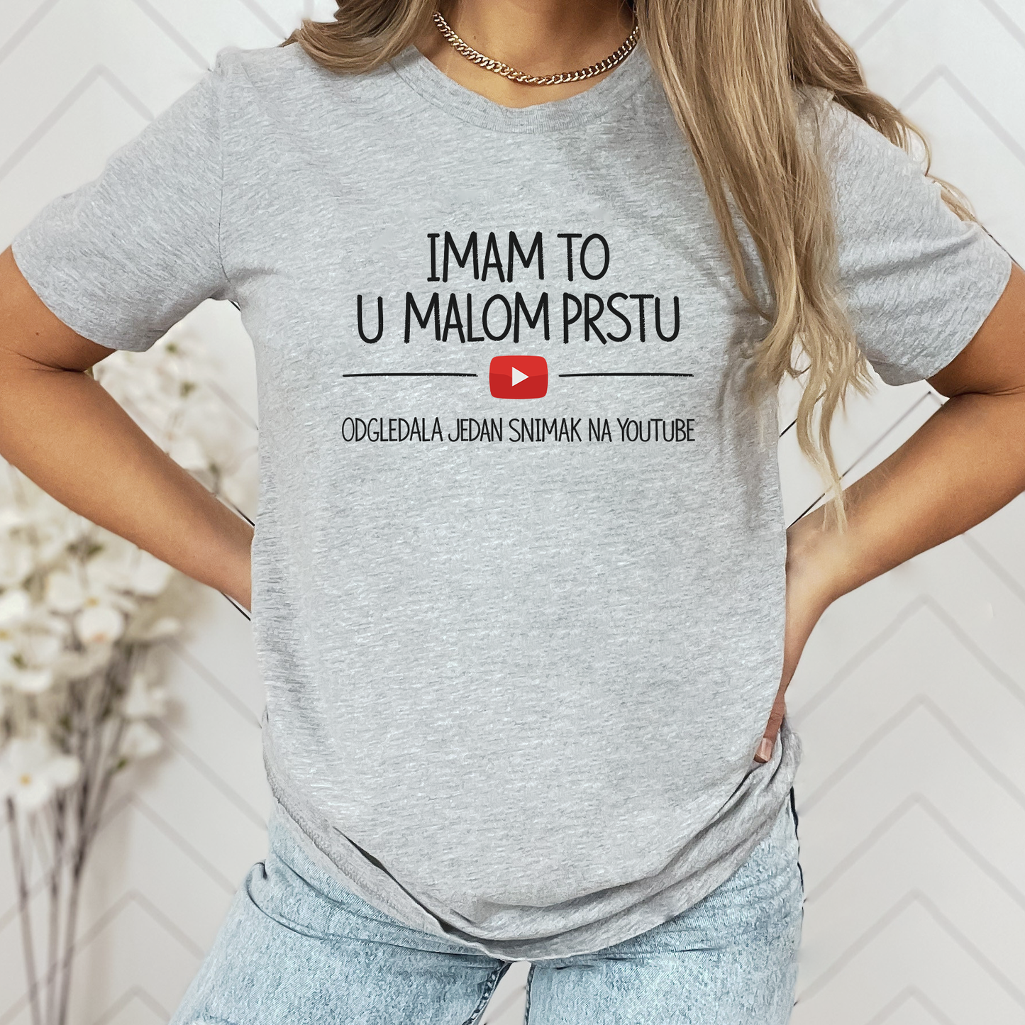 U malom prstu majica